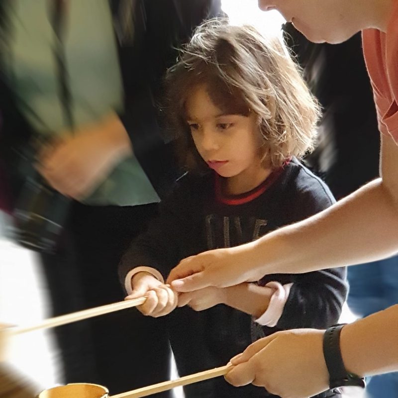 Em família não se ensina transmite-se